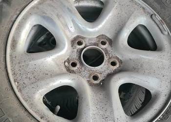 Sprzedam 4 używane opony 225/70 R16 ze stalowymi felgami
