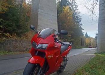 Honda VFR 800 FI Honda VFR 800 FI