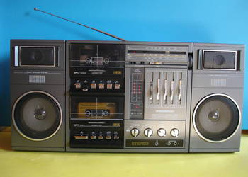 Radiomagnetofon NORDMENDE DISCO STERO SYSTEM 5583