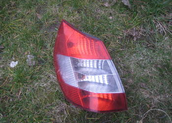 Lampa tylna lewa lewy tył Renault (megane) scenic II 04-07