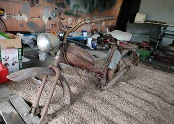 Komar 230 dobra baza