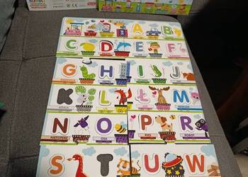 gra edukacyjna Lisciani Montessori Dotykowy Alfabet. 