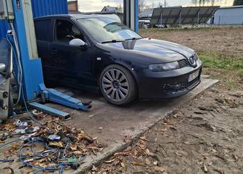 Błotniki,seat leon 1 LC9Z.