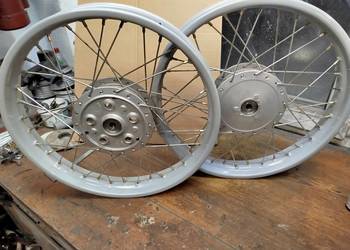 Koła wsk125  nierdzewne szprychy malowane obrecze