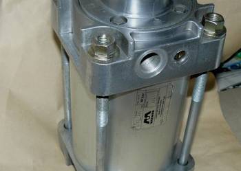 Siłownik pneumatyczny MECMAN 166 (125 mm / 100 mm) NOWY