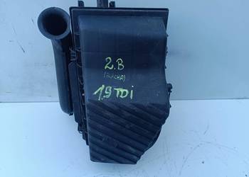 2B.OBUDOWA FILTRA POWIETRZA VW PASSAT B4 1.9 TDI 3A0129607D