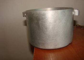 mały aluminiowy garnek 1l - PRL
