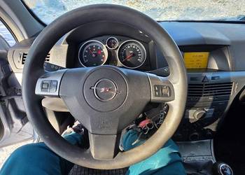 Opel Corsa D Astra H kierownica multifunkcja