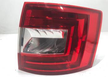 LAMPA PRAWY TYŁ SKODA OCTAVIA III 5E9945096 Kombi ŚWIATŁO TYLNA, PRAWA
