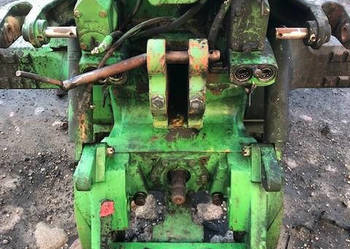 John Deere 4955 - [CZĘŚCI] - zwolnica zwrotnica skrzynia biegów silnik