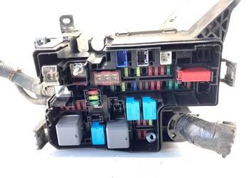 SKRZYNKA BEZPIECZNIKÓW TOYOTA RAV 4 IV SUV 2.5 155KM MODUŁ