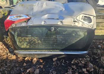 Toyota Auris II 2013r szyba tylna