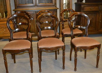 krzesła z tapicerką . 6 szt.