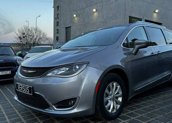 Chrysler Pacifica Limited - Doskonały Minivan dla Wymagających Rodzin