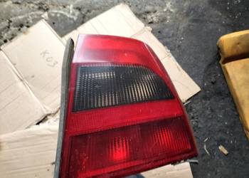 LAMPA  TYLNA PRAWA  OPEL VECTRA B PRAWA