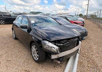 MERCEDES Classe A A180 1.6i 122 Sensation 7G-DCT EL529