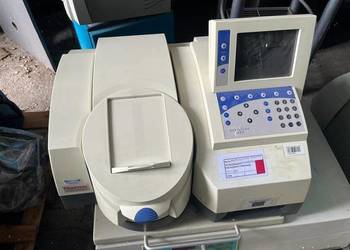 Spektrofotometr Nicolet Evolution 300