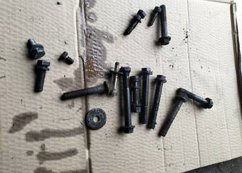 AUDI 80 B4 80B4 A6C4 A6 C4 1.9 D TD TDI śruba śruby SILNIKA SKRZYNI BIEGÓW