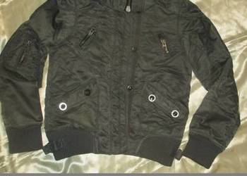 Kurtka . jesień-zima / L / kurtka/ odzież /