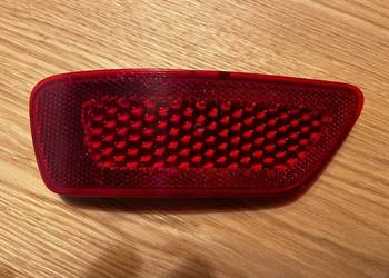 Jeep Grand Cherokee WK2 odblask odbłyśnik tył lewy Chrysler 57010721AC 21r