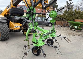 Przetrząsarka 4 karuzelowa Deutz-Fahr KH 2.52 rozbijak przewracarka