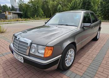 Mercedes W124 200E