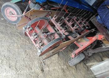 Przewracarka taśmowa do siana