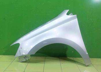 VW POLO V 6R 1.2 B 10r 5D blotnik lewy przod