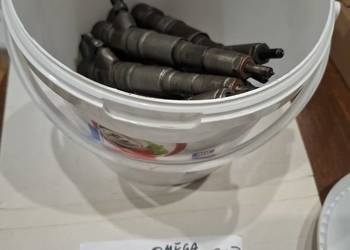 BMW LANDROVER 2,0TD4 wtrysk 0445110049 wtryskiwacz