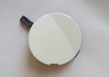 zaslepka haka zderzaka tyl Dacia Dokker  12-17r zaslepka haka zderzaka tyl Dacia Dokker  12-17r