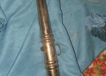 Część instrumentu, stara armatka, lufa na proch, kolekcjonerskie działko
