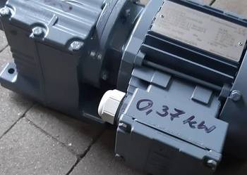 Motoreduktor 0,37 kW/ 48 obr