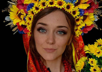 Korona kwiatowa wiejska ludowa