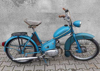 Komar 230 wyprodukowany 1960r.