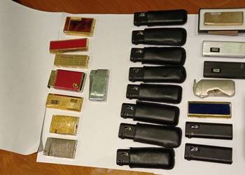 Zapalniczka pozłacane zapalniczki pozłacana pozłacany złoto różne antyk