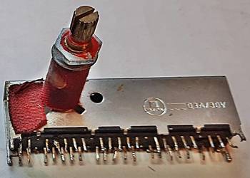 Rezystor z magnetofonu Unitra  RMS 814 SDKR 2000