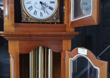 zegar podłogowy kwadransowy