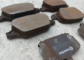 Alfa Romeo 147 klocki hamulcowe Brembo używane