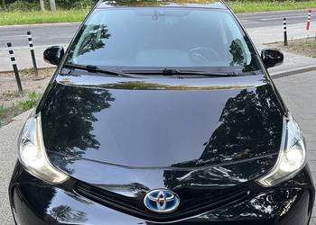Toyota prius plus 7 osób