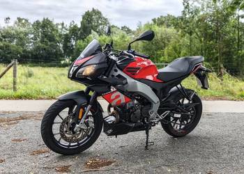 Aprillia tuono 125
