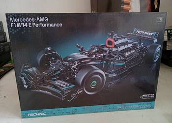 Zestaw Klocków Technic Mercedes-AMG F1 W14 E Performance 1:8 – 1642 element