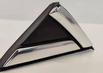 SKODA KAROQ TRÓJKĄT ZAŚLEPKA BŁOTNIKA LEWA 57A853273F