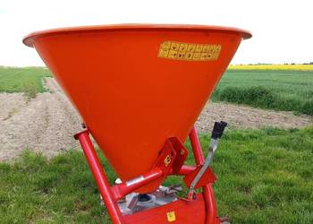 Rozsiewacz Lej 500kg 2017r