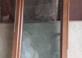 Okno balkonowe 213/86 jasny brąz