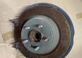 Ford Fusion mondeo mk5 zwrotnica piasta lewy tył