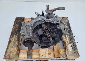 VW Touran 1.6 FSI MANUALNA SKRZYNIA BIEGÓW manual manualna HEU