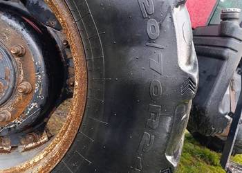 opony 420/ 70 r 24 całe trzymają powietrze nie popękane