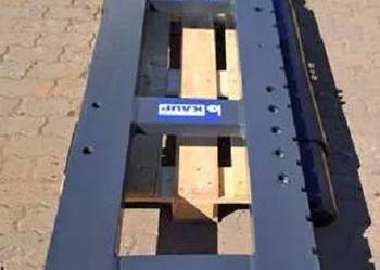 Przesuw boczny KAUP 4 klasa karetki 8000kg