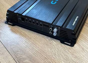 Wzmacniacz Crunch 4400 wat