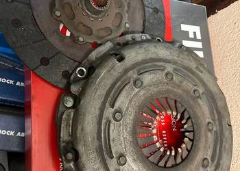 Sprzęgło Peugeot 308 Citroen c4 Blue Hdi Valeo